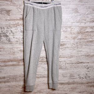 SALE! Calvin Klein joggers Sleepwear Sweats Light gray sz small. Excellent shape